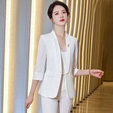 白色西装套装女职业装新款时尚气质女神范高级感上衣休闲西服外套