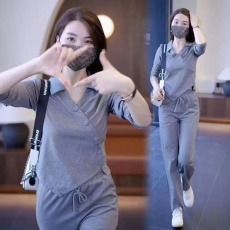 批发休闲<b class='q'>运动服</b>套装女2025新款春秋季时尚洋气宽松卫衣直筒裤两件套