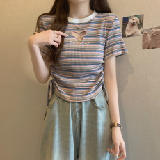 批发实价抽绳条纹镂空蝴蝶女装<b class='q'>短袖</b><b class='q'>t</b><b class='q'>恤</b>2025新款夏修身短款辣妹上衣潮