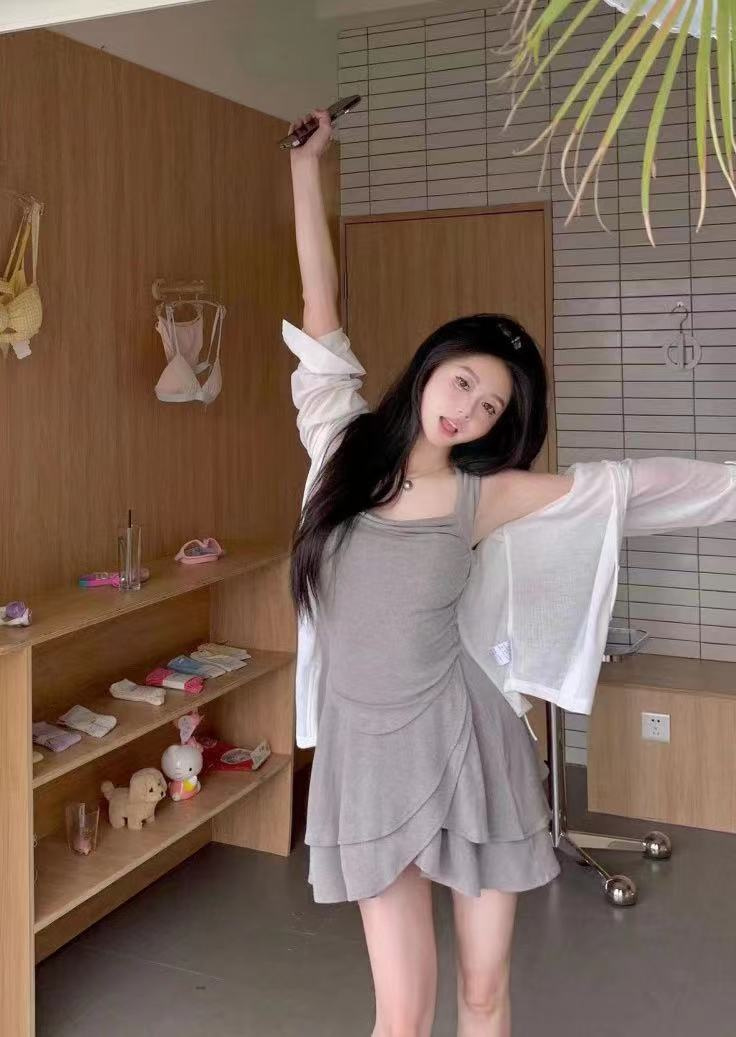 實拍~不規則方領吊帶背心女純欲高腰a字半裙白色長袖防曬襯衣