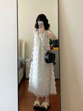 度假风高级感吊带流苏白色连衣裙子女夏季新款法式女神名媛吊带裙