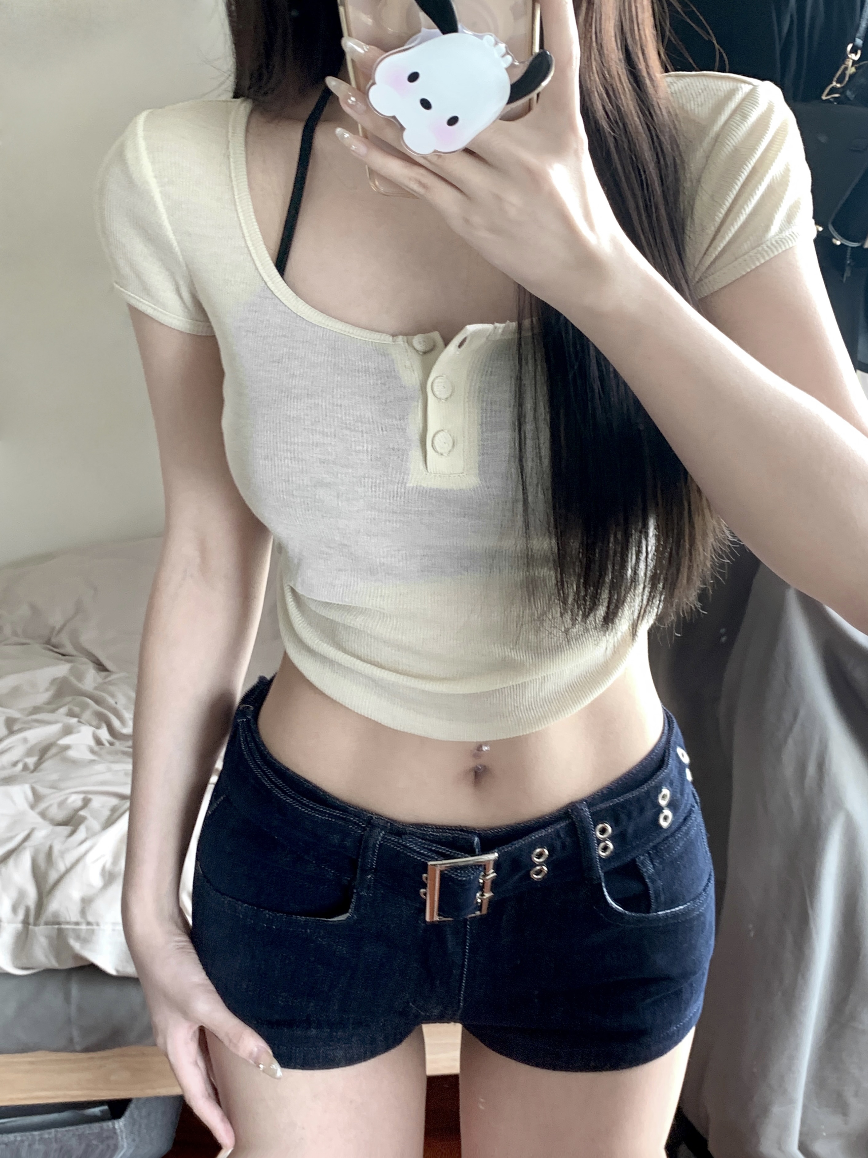 실사 정가 2026 여름 순수한 욕망 다용도 u 칼라 패키지 버클 타이트 반팔 티셔츠 여성 핫걸 몸매 가꾸기 쇼트 스타일 맨위