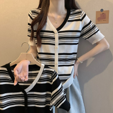 批发条纹V领冰丝针织衫上衣大码女装宽松正肩短袖T恤2026夏季新款显瘦