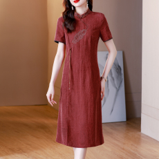 批发2023<b class='q'>夏</b>新款气质高端真丝刺绣改良旗袍年轻款香云纱连衣裙女