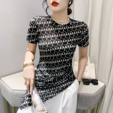 批发2026夏季新款时尚印花<b class='q'>字母</b>中长款短袖<b class='q'>T</b><b class='q'>恤</b>不规则百搭显瘦上衣