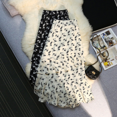 批发荷叶边碎花雪纺<b class='q'>半身</b>裙女春夏新款小个子不规则高腰A字中长裙