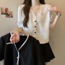 批发实拍夏季新款大码女装法式气质小香风宽松短款V领上衣 M-4XL200斤