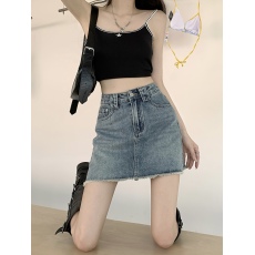 批发实拍2026夏高腰显瘦<b class='q'>牛仔裙</b>女新款a字裙防走光修身百搭包臀<b class='q'>半身裙</b>
