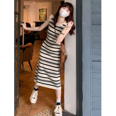 批发chic条纹<b class='q'>背心</b>裙女夏季韩版2026新款中长款修身显瘦打底无袖连衣裙