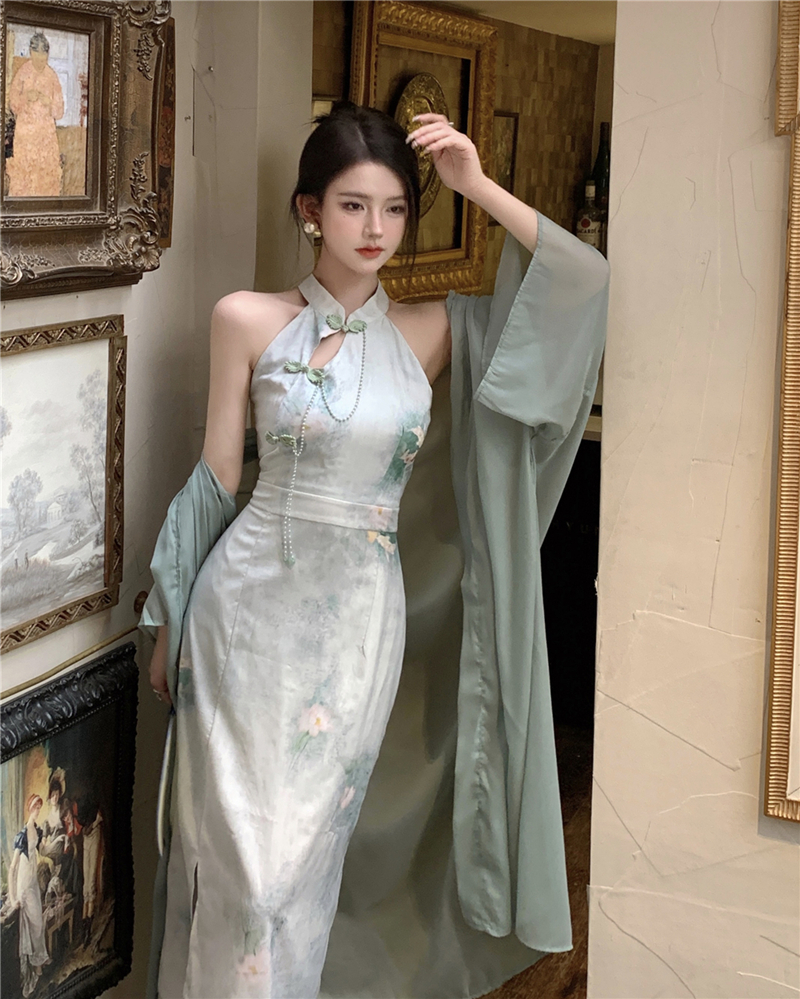 Summer sexy temperament hanging neck, cinched waist, slit and slim fit cheongsam dress, wrapped buttocks skirt+cardigan_voghion.com