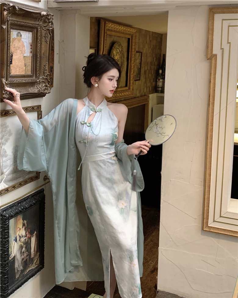 Summer sexy temperament hanging neck, cinched waist, slit and slim fit cheongsam dress, wrapped buttocks skirt+cardigan_voghion.com