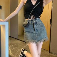 批发2026夏季新款水洗复古宽松设计感高街牛仔<b class='q'>半身裙</b>小众毛边裙女