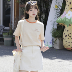 批发韩版撞色圆领短袖<b class='q'>t</b><b class='q'>恤</b>女26年夏季新款设计感纯棉刺绣山茶印花上衣