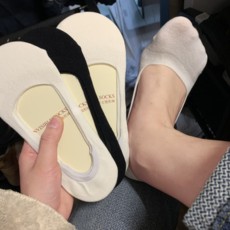 批发白色袜子女船<b class='q'>袜</b>纯棉防滑不掉跟夏季薄款女士浅口网红<b class='q'>隐形</b>短<b class='q'>袜</b>夏天