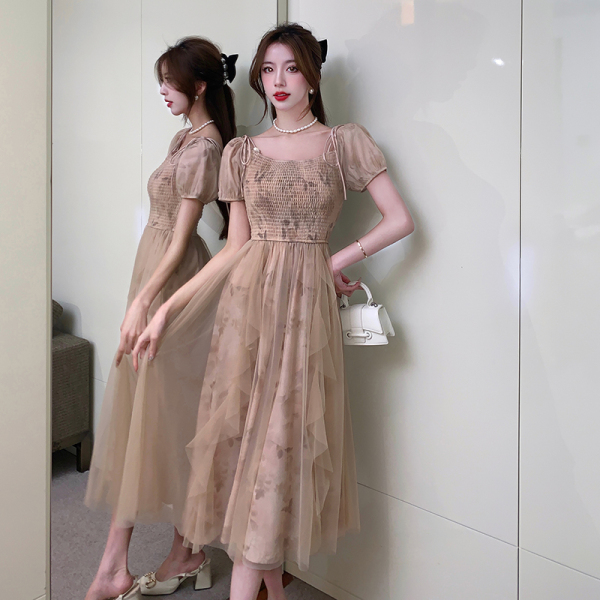 RM21352#法式复古露肩长裙温柔系甜美设计感褶皱拼接网纱连衣裙