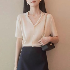 批发法式复古<b class='q'>西装</b>领轻熟风<b class='q'>女士</b>短袖针织衫夏季薄款简约修身百搭上衣潮