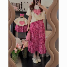 批发爱心字母印花亲子<b class='q'>母女</b>装时尚T恤套装套裙2023夏季新款童装长裙子