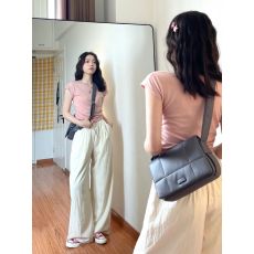 批发针织短袖t恤女正肩修身短款上衣设计感小众<b class='q'>夏</b>