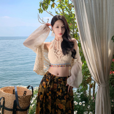 批发实拍性感度假风流苏小吊带夏季显瘦短款小众外穿带胸垫上衣