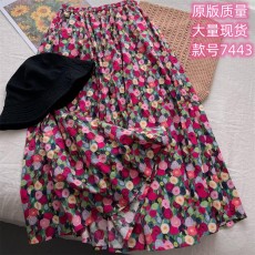 批发日韩外贸<b class='q'>尾</b>货<b class='q'>品牌</b>剪标~花簇油画显白显瘦精纺棉A字中长款半身裙
