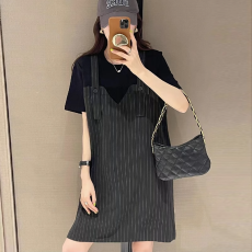 批发<b class='q'>欧洲站</b>大码假两件<b class='q'>连衣裙</b>2026新款女胖mm300斤时尚宽松显瘦t恤裙子