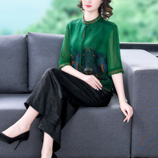 批发香云纱高端品牌套装女真丝上衣妈妈装新款龟纹直筒九分裤大码<b class='q'>春</b>夏