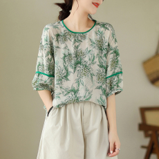 批发实拍~ 夏季大码女装碎花桑蚕丝短袖衬衫设计感<b class='q'>蝙蝠衫</b>绿色真丝上衣