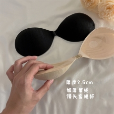 批发实拍实价~乳胶透气无痕胸贴聚拢小胸蜜桃漫画 厚杯轻盈乳贴露背