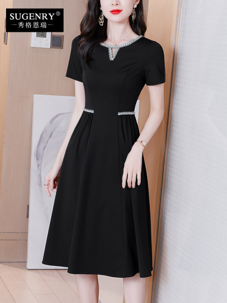 RM16052#黑色连衣裙女新款2023夏季气质显瘦高端修身收腰短袖赫本风...