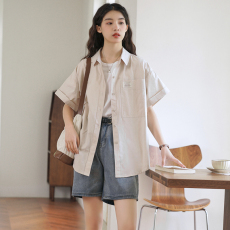 实拍2026年春夏季新款 日系简约设计感休闲宽松卷边短袖衬衣女