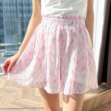 批发碎花<b class='q'>雪纺</b>短裙夏季女褶皱松紧腰半身裙女2023新款高腰休闲宽松短裤