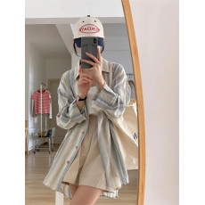批发条纹防晒衬衫外套女<b class='q'>夏季</b>2025新款薄款宽松法式上衣设计感小众衬衣