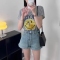 灰色