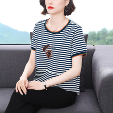 批发洋气显瘦条纹简约短袖T恤女夏季新款<b class='q'>妈妈装</b>宽松大码贴布绣花半袖