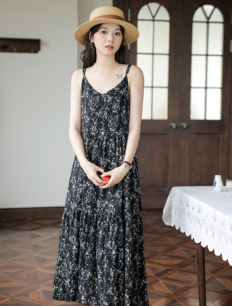 2026 실사 여름 새로운 품격 검정색 꽃무늬 슬립 드레스 프랑스식 그는 벤 바람 롱 스커트 인사이드 가져 가라. 외출용