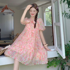 批发实拍2023新款茶歇法式<b class='q'>碎花</b>泡泡袖大码连衣裙