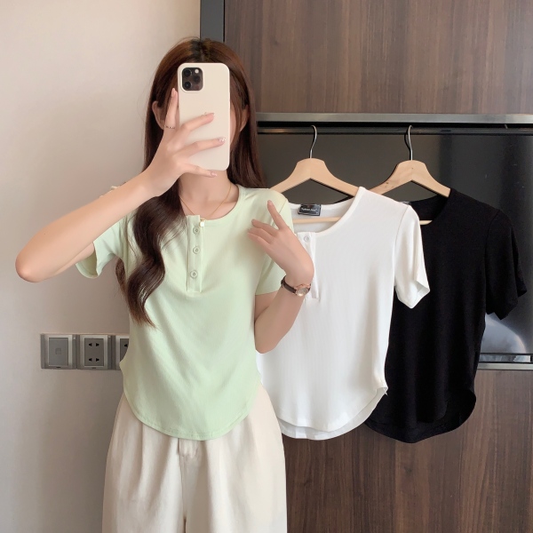 RM21741#大码女装韩版低圆领T恤设计感小众短袖纽扣短款修身上衣女