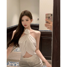 批发实拍实价手缝花朵纯欲露背挂脖吊带<b class='q'>背心女</b>夏外穿性感显瘦无袖上衣