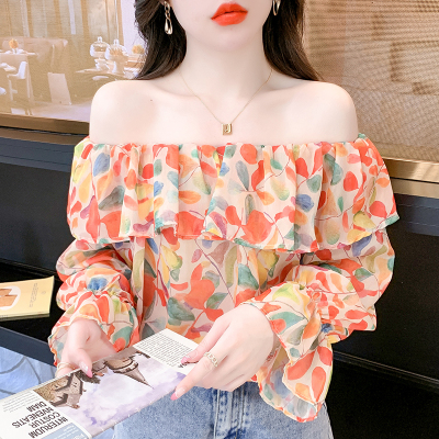 夏季减龄法式一字肩领上衣喇叭袖甜辣碎花遮肉宽松露肩衬衫女雪纺