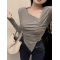 纯欲甜辣妹不规则别致短款上衣女装2023早春设计感长袖T恤打底衫轮播图5