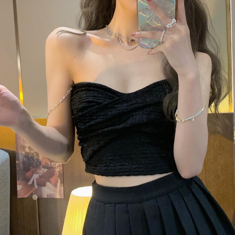 Sexy hot girl short super hot little camisole women's inner wear spring 2024 white unique bottoming outer top
