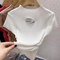 批发夏季<b class='q'>新款</b>设计感纯欲辣妹风刺绣镂空褶皱显瘦短袖上衣<b class='q'>女</b>