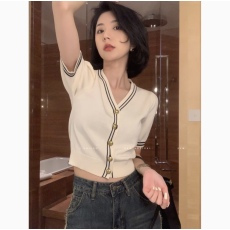 批发UKILAU伦敦诗集 小香风气质拼色短袖毛<b class='q'>针织衫</b><b class='q'>女</b>夏季v领开衫上衣