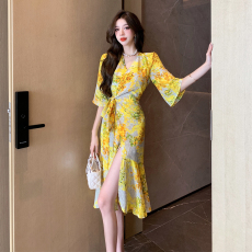 批发名媛<b class='q'>性感</b>印花修身度假风长裙法式<b class='q'>连衣裙</b>有里布版型正退货少