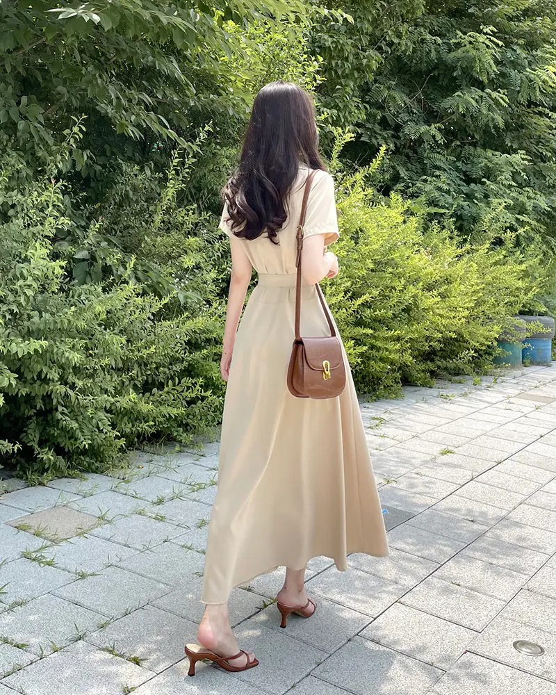 프렌치 무드 셔츠넥 리본 장식 X라인 원피스 상세 이미지 30