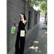 批发实拍 气质名媛高级感背心上衣+高腰显瘦<b class='q'>阔腿裤</b>小香风套装