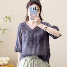 批发复古刺绣高端100支棉麻上衣女夏V领拼接欧根纱<b class='q'>T</b><b class='q'>恤</b>衬衣<b class='q'>中国风</b>衬衣
