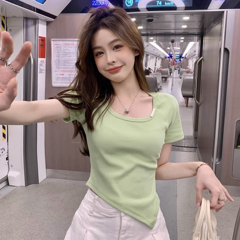 Irregular green large neckline right shoulder short sleeve t-shirt for women summer design slim hot girl t-shirt short top