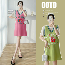 批发实拍2023夏季新款网红孕妇装韩版显瘦减龄<b class='q'>运动服</b>两件套<b class='q'>连衣裙</b>