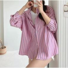 批发韩版春秋经典<b class='q'>条纹</b><b class='q'>衬衫</b>大码宽松时尚复古上衣外套女休闲防晒衣女
